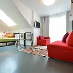K314 - Boardinghouse מלון בון