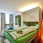 K314 - Boardinghouse